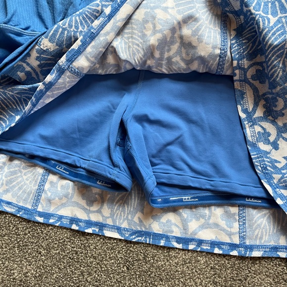 Lululemon skort and matching tank - Picture 3 of 6